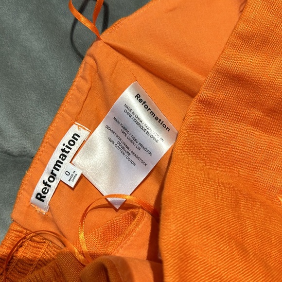 Reformation Linen Set - Picture 5 of 6